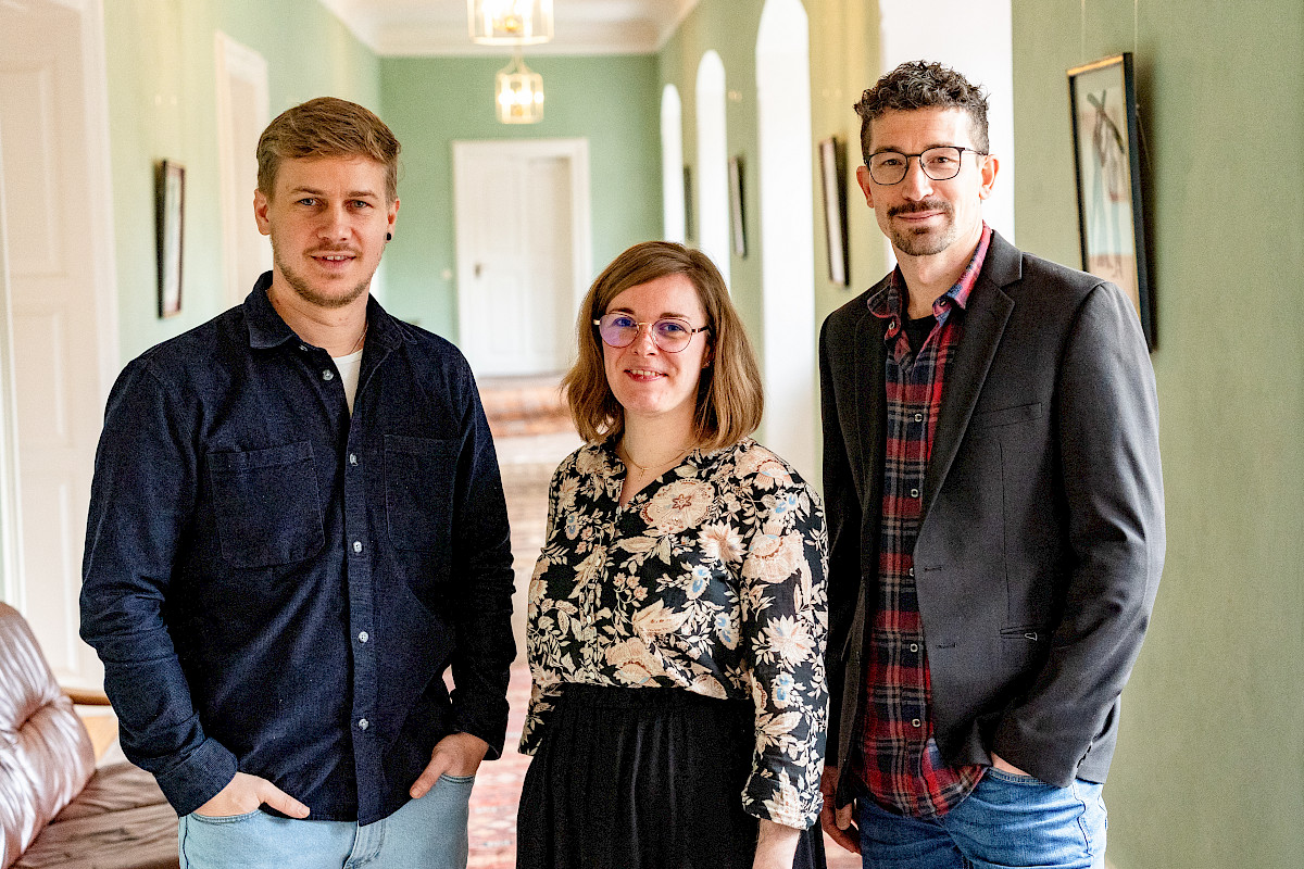 Das Leitungsteam: Marco Gogg, Anna Maria Gerlach, Timo Bäcker – ©&nbsp;roadventures 2025